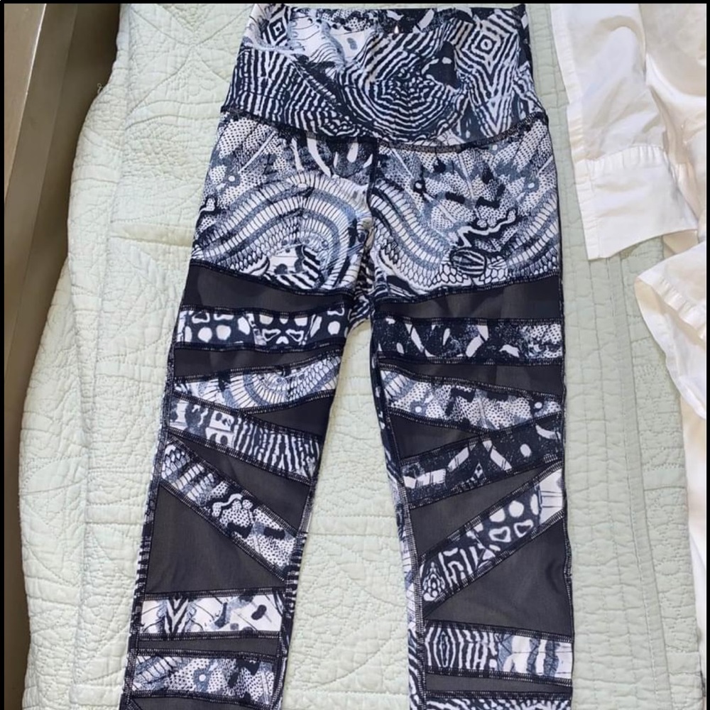 Lululemon Wanderlust wunderunder techmesh leggings
